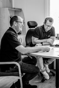 3 To av våre medarbeidere